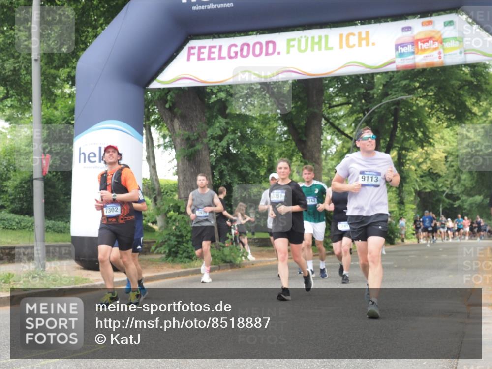 29.06.2025 - hella hamburg halbmarathon KatJ http://msf.ph/oto/8518887 29.06.2025 10:58:37 Zwischen KM18-KM19 2046, 7302, 7873, 8051 meine-sportfotos.de