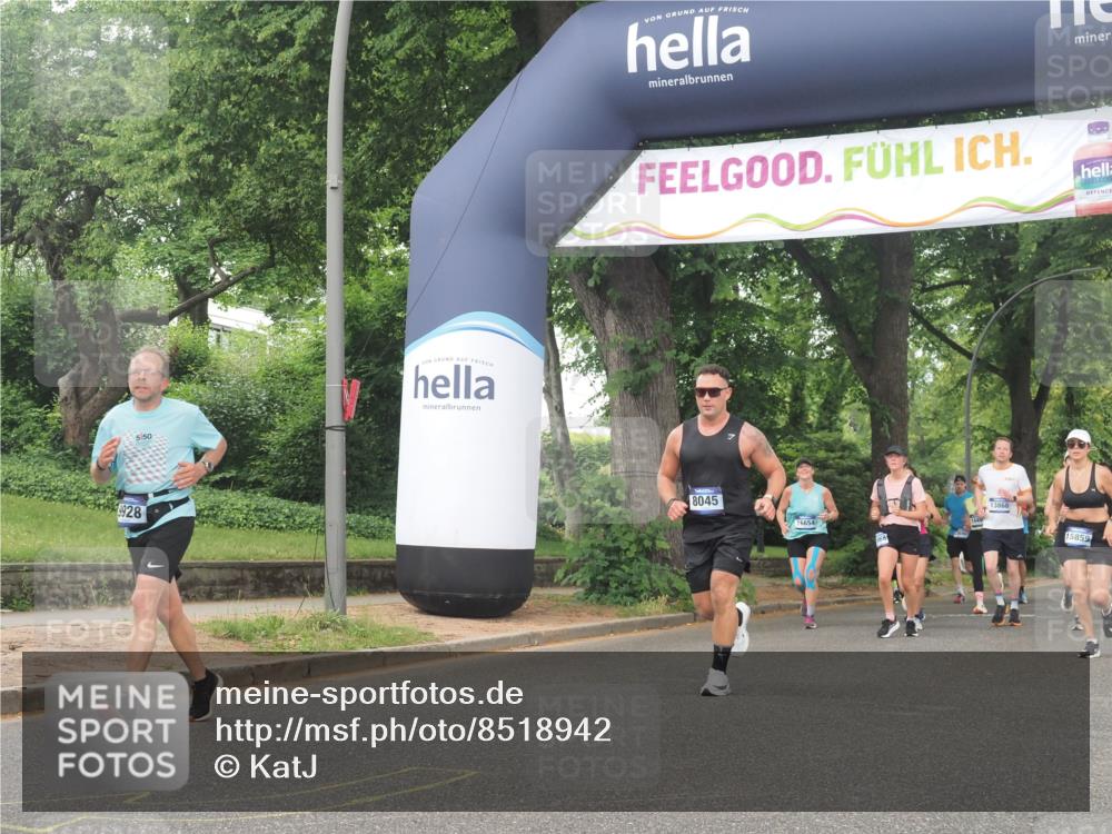 29.06.2025 - hella hamburg halbmarathon KatJ http://msf.ph/oto/8518942 29.06.2025 10:48:53 Zwischen KM18-KM19 1674, 6602, 6752, 7636, 8045, 8478 meine-sportfotos.de
