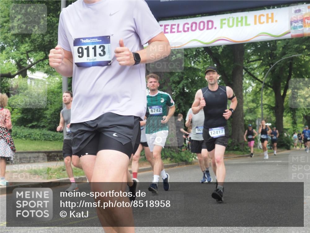 29.06.2025 - hella hamburg halbmarathon KatJ http://msf.ph/oto/8518958 29.06.2025 10:58:39 Zwischen KM18-KM19 2046, 3939, 6742, 7302, 7873, 8051 meine-sportfotos.de
