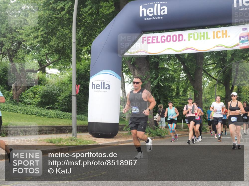 29.06.2025 - hella hamburg halbmarathon KatJ http://msf.ph/oto/8518967 29.06.2025 10:48:53 Zwischen KM18-KM19 1674, 6602, 6752, 7636, 8045, 8478 meine-sportfotos.de