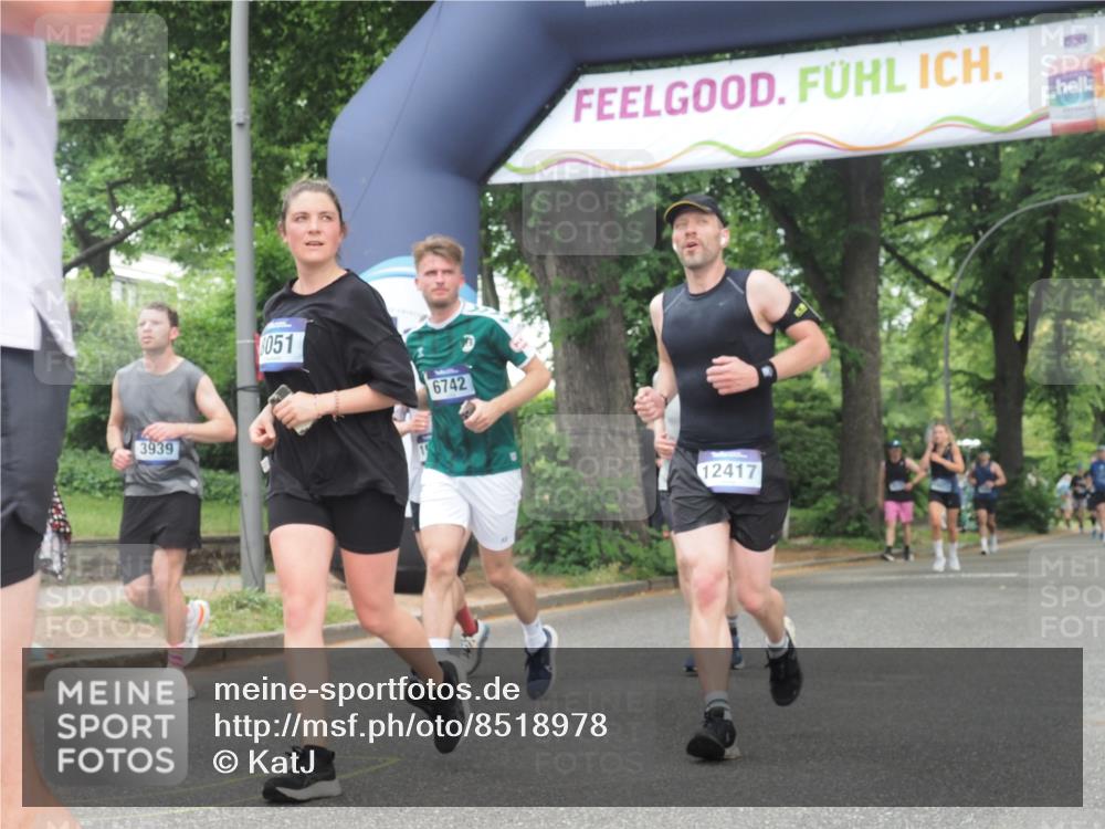 29.06.2025 - hella hamburg halbmarathon KatJ http://msf.ph/oto/8518978 29.06.2025 10:58:39 Zwischen KM18-KM19 2046, 3939, 6742, 7302, 7873, 8051 meine-sportfotos.de