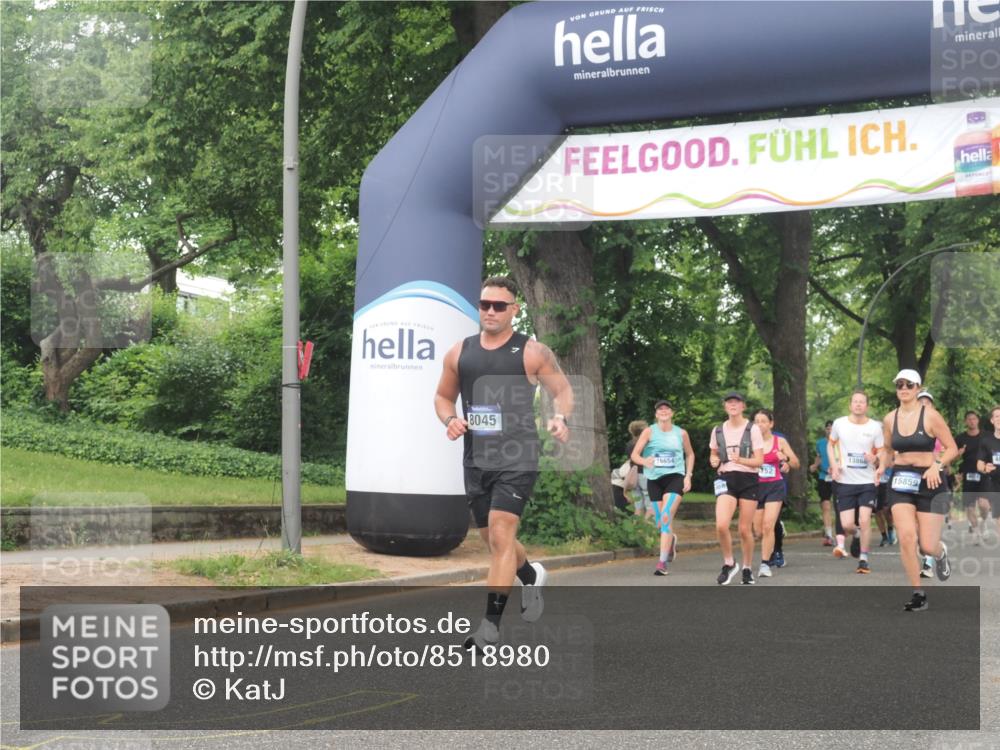 29.06.2025 - hella hamburg halbmarathon KatJ http://msf.ph/oto/8518980 29.06.2025 10:48:53 Zwischen KM18-KM19 1674, 6602, 6752, 7636, 8045, 8478 meine-sportfotos.de