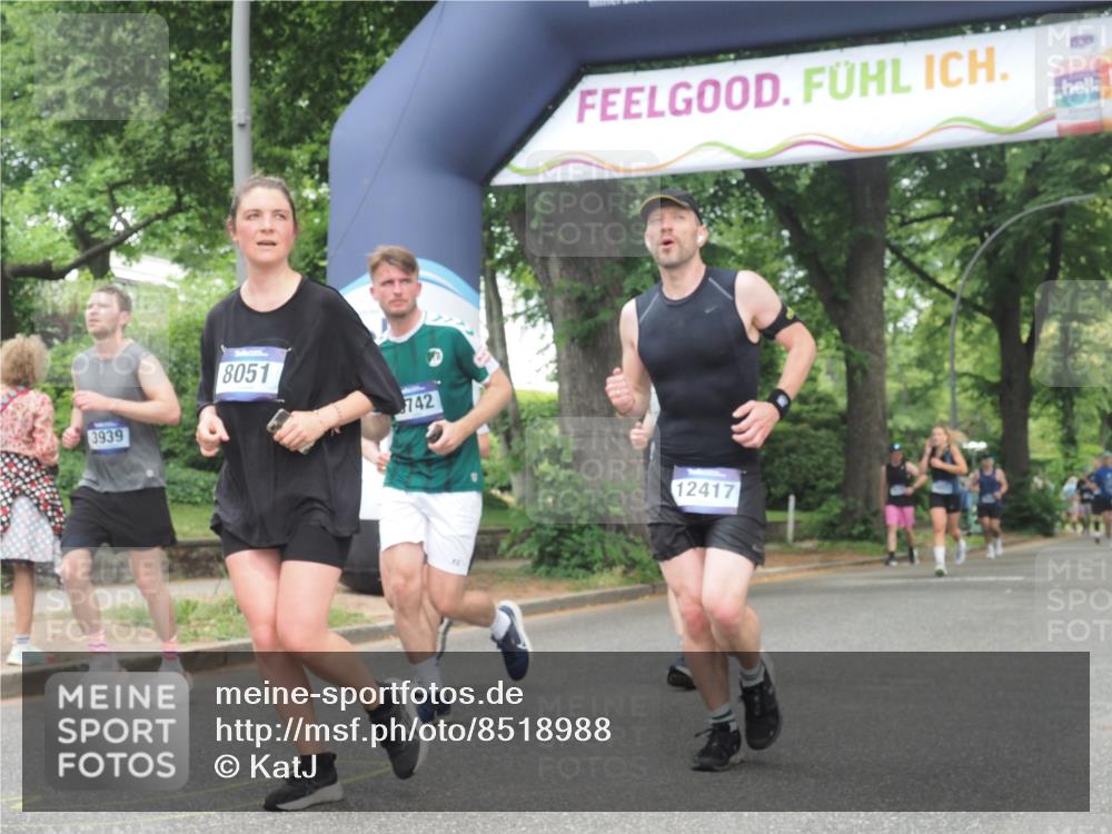29.06.2025 - hella hamburg halbmarathon KatJ http://msf.ph/oto/8518988 29.06.2025 10:58:39 Zwischen KM18-KM19 2046, 3939, 6742, 7302, 7873, 8051 meine-sportfotos.de