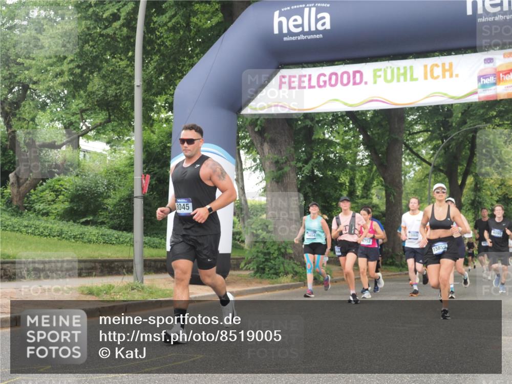 29.06.2025 - hella hamburg halbmarathon KatJ http://msf.ph/oto/8519005 29.06.2025 10:48:54 Zwischen KM18-KM19 1674, 6752, 7636, 8045, 8478 meine-sportfotos.de