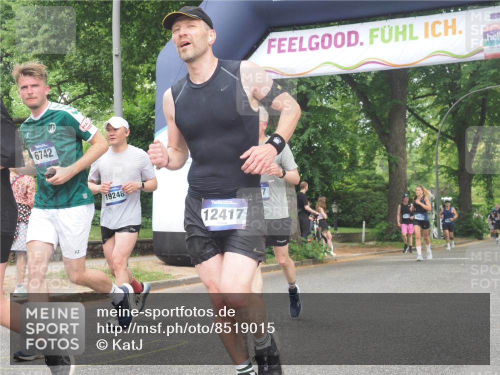 29.06.2025 - hella hamburg halbmarathon KatJ http://msf.ph/oto/8519015 29.06.2025 10:58:40 Zwischen KM18-KM19 2046, 3939, 6742, 7302, 7873, 8051 meine-sportfotos.de