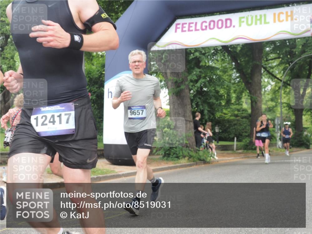 29.06.2025 - hella hamburg halbmarathon KatJ http://msf.ph/oto/8519031 29.06.2025 10:58:40 Zwischen KM18-KM19 2046, 3939, 6742, 7302, 7873, 8051 meine-sportfotos.de