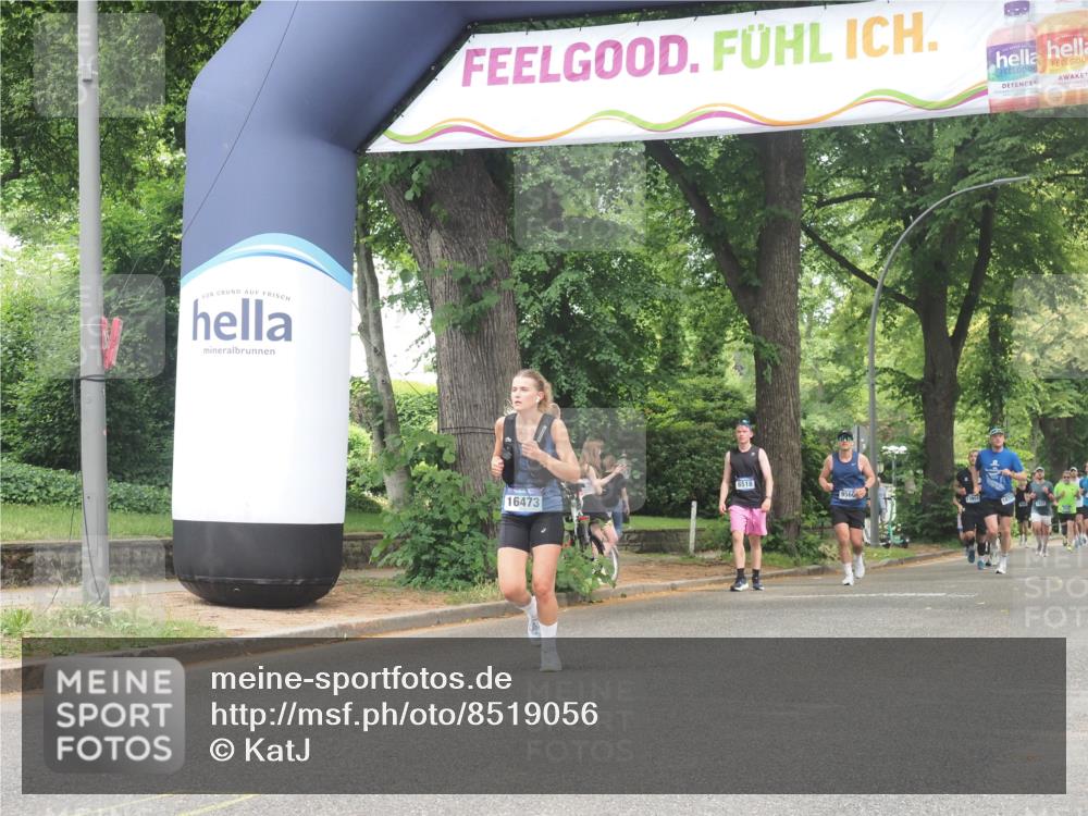 29.06.2025 - hella hamburg halbmarathon KatJ http://msf.ph/oto/8519056 29.06.2025 10:58:43 Zwischen KM18-KM19 3939, 6742, 7302, 7873, 8051 meine-sportfotos.de
