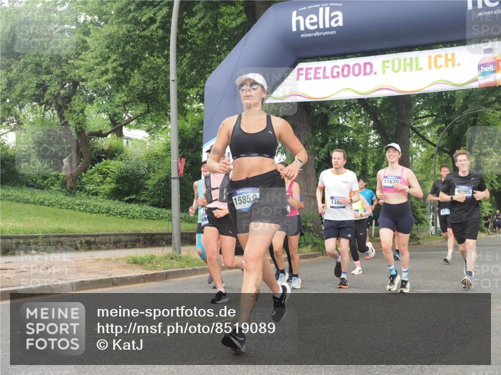 29.06.2025 - hella hamburg halbmarathon KatJ http://msf.ph/oto/8519089 29.06.2025 10:48:56 Zwischen KM18-KM19 1674, 4095, 6674, 6752, 8045, 8478 meine-sportfotos.de