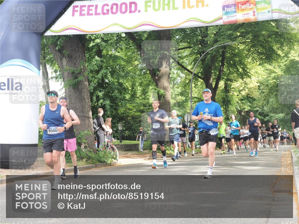 29.06.2025 - hella hamburg halbmarathon KatJ http://msf.ph/oto/8519154 29.06.2025 10:58:48 Zwischen KM18-KM19  meine-sportfotos.de