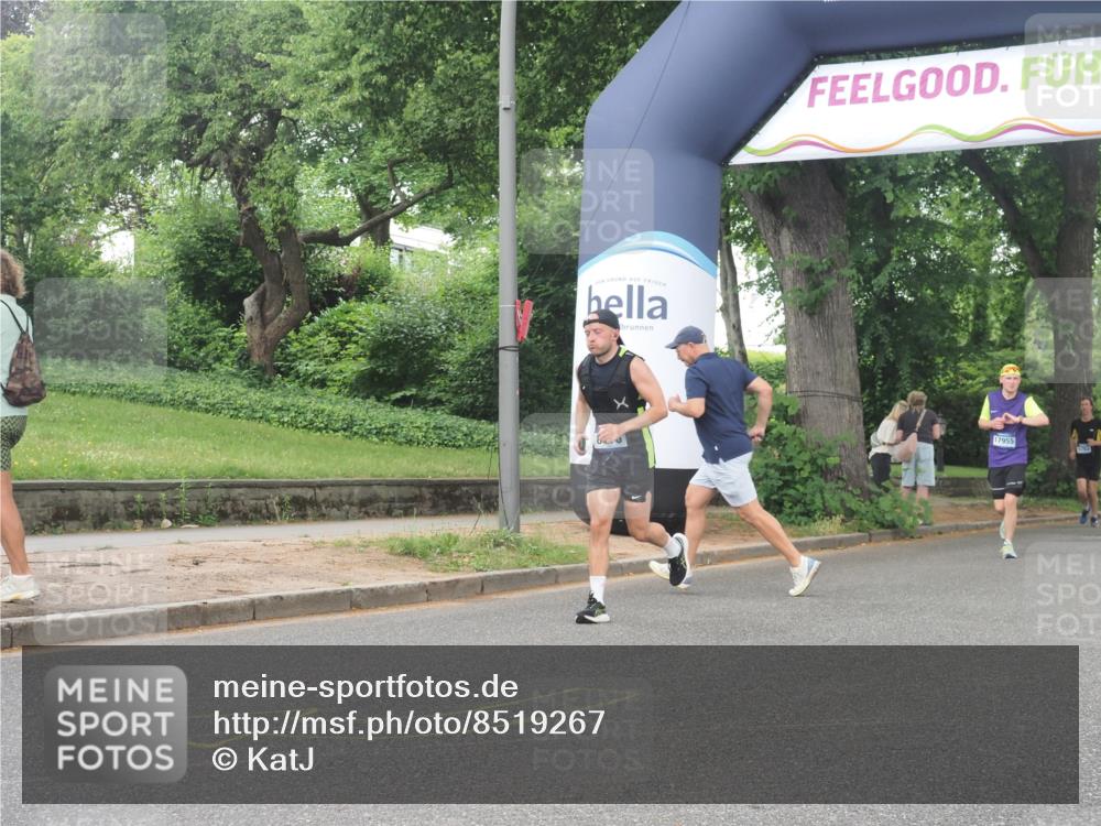 29.06.2025 - hella hamburg halbmarathon KatJ http://msf.ph/oto/8519267 29.06.2025 10:49:06 Zwischen KM18-KM19 6631, 8176 meine-sportfotos.de