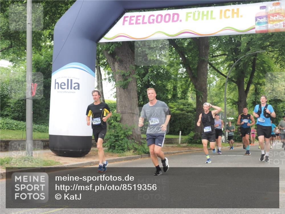 29.06.2025 - hella hamburg halbmarathon KatJ http://msf.ph/oto/8519356 29.06.2025 10:49:11 Zwischen KM18-KM19 5763, 7250, 8176, 8624 meine-sportfotos.de