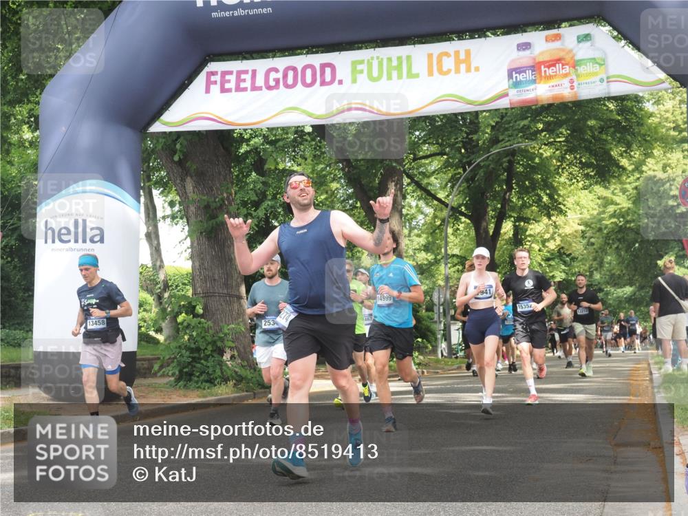 29.06.2025 - hella hamburg halbmarathon KatJ http://msf.ph/oto/8519413 29.06.2025 10:58:54 Zwischen KM18-KM19 2032, 2531, 2961, 6518, 7941, 8274 meine-sportfotos.de