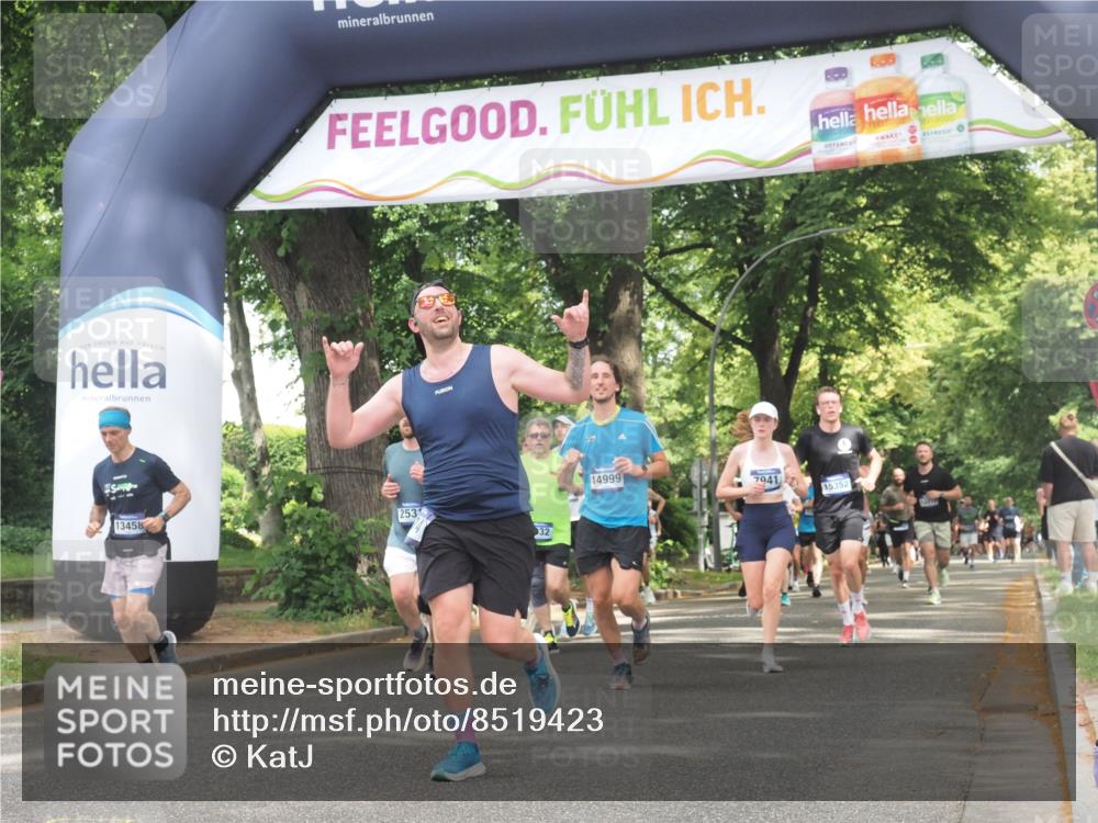 29.06.2025 - hella hamburg halbmarathon KatJ http://msf.ph/oto/8519423 29.06.2025 10:58:54 Zwischen KM18-KM19 2032, 2531, 2961, 6518, 7941, 8274 meine-sportfotos.de