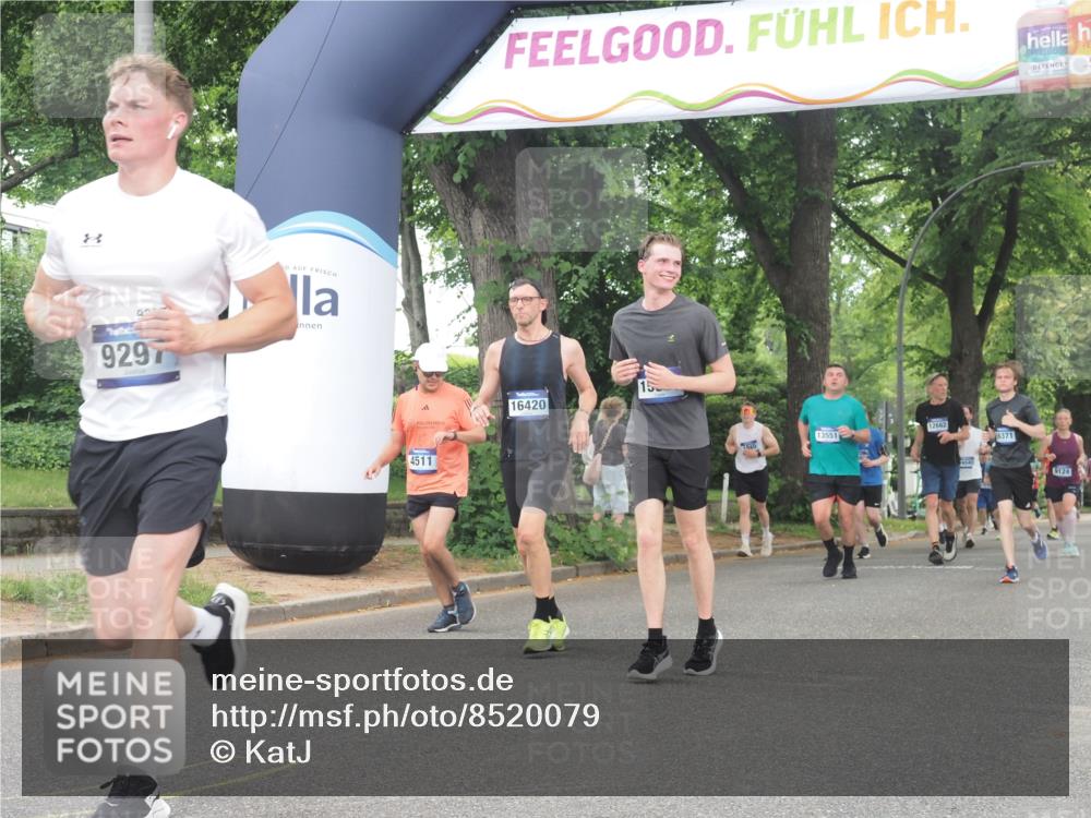 29.06.2025 - hella hamburg halbmarathon KatJ http://msf.ph/oto/8520079 29.06.2025 10:49:31 Zwischen KM18-KM19 1184, 2661, 4511, 5058, 5379, 6142 meine-sportfotos.de