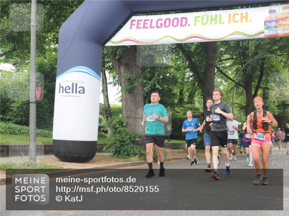 29.06.2025 - hella hamburg halbmarathon KatJ http://msf.ph/oto/8520155 29.06.2025 10:49:33 Zwischen KM18-KM19 1184, 2661, 4511, 6142, 7869 meine-sportfotos.de