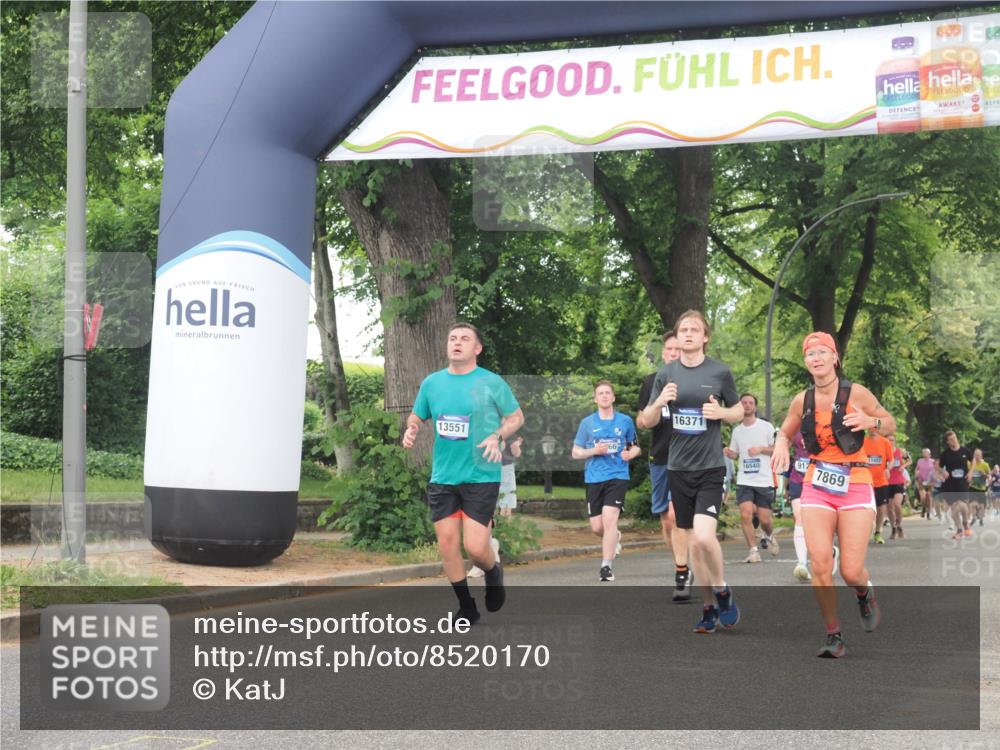 29.06.2025 - hella hamburg halbmarathon KatJ http://msf.ph/oto/8520170 29.06.2025 10:49:34 Zwischen KM18-KM19 1184, 2661, 4511, 6142, 7869 meine-sportfotos.de