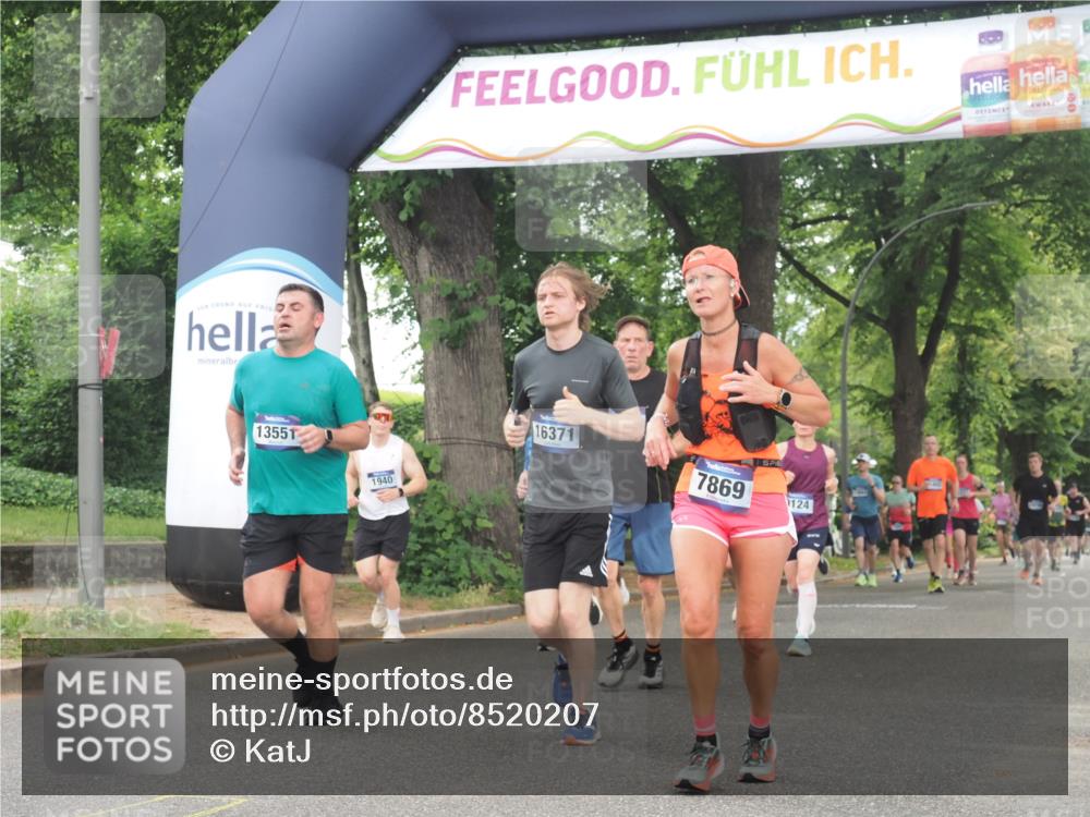 29.06.2025 - hella hamburg halbmarathon KatJ http://msf.ph/oto/8520207 29.06.2025 10:49:35 Zwischen KM18-KM19 1184, 1940, 2661, 4511, 7869 meine-sportfotos.de