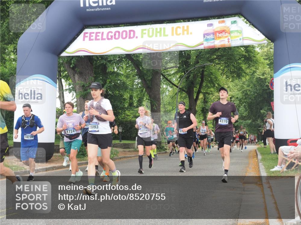 29.06.2025 - hella hamburg halbmarathon KatJ http://msf.ph/oto/8520755 29.06.2025 10:49:48 Zwischen KM18-KM19 1126, 1722, 1724, 4370, 4665, 5734, 6311, 8469 meine-sportfotos.de