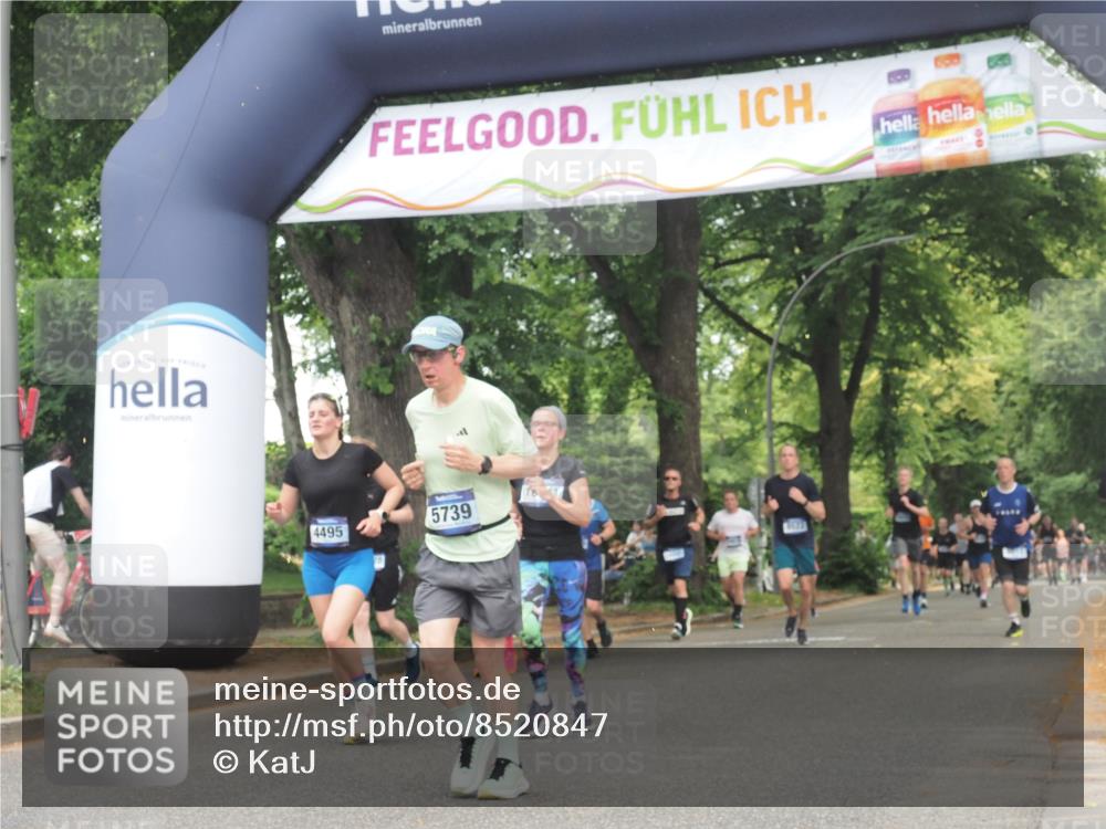 29.06.2025 - hella hamburg halbmarathon KatJ http://msf.ph/oto/8520847 29.06.2025 10:59:32 Zwischen KM18-KM19 3167, 3454, 4495, 5046, 5739, 6376, 7376 meine-sportfotos.de