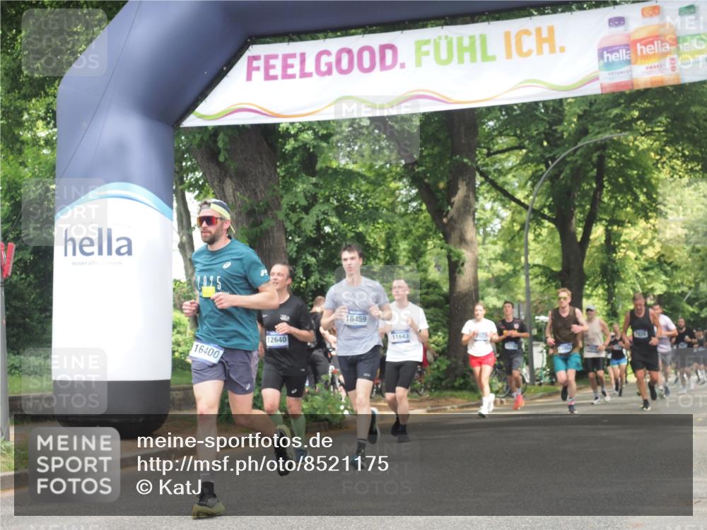 29.06.2025 - hella hamburg halbmarathon KatJ http://msf.ph/oto/8521175 29.06.2025 10:59:42 Zwischen KM18-KM19 4466 meine-sportfotos.de