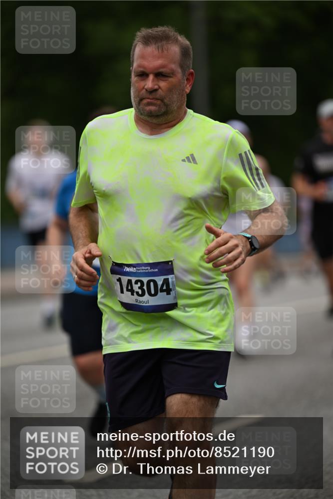 29.06.2025 - hella hamburg halbmarathon Dr. Thomas Lammeyer http://msf.ph/oto/8521190 29.06.2025 10:34:12 Kennedybrücke 1063, 1192, 1230, 1661, 2901, 3524, 3573, 3613, 4198, 4575, 4580, 4819, 6418, 6598, 7449, 8048, 10641, 10880 meine-sportfotos.de