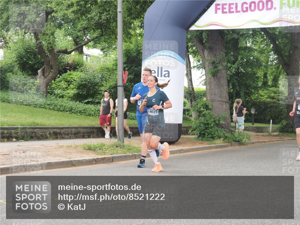 29.06.2025 - hella hamburg halbmarathon KatJ http://msf.ph/oto/8521222 29.06.2025 10:50:02 Zwischen KM18-KM19 1427, 1464, 2683, 3921, 4538, 5384 meine-sportfotos.de