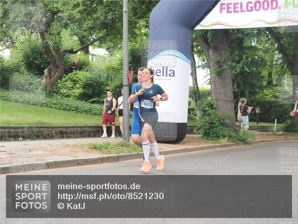 29.06.2025 - hella hamburg halbmarathon KatJ http://msf.ph/oto/8521230 29.06.2025 10:50:02 Zwischen KM18-KM19 1427, 1464, 2683, 3921, 4538, 5384 meine-sportfotos.de