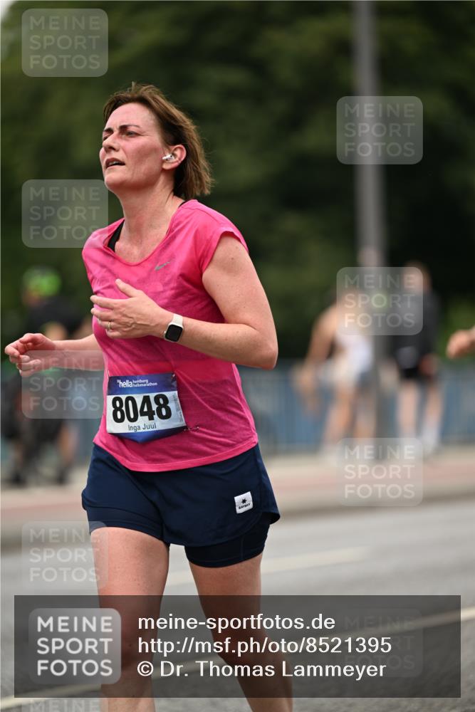 29.06.2025 - hella hamburg halbmarathon Dr. Thomas Lammeyer http://msf.ph/oto/8521395 29.06.2025 10:34:19 Kennedybrücke 1063, 1230, 1661, 2901, 3524, 3573, 4198, 4575, 4580, 4819, 6418, 6598, 6626, 8048, 10322, 10641, 10880 meine-sportfotos.de
