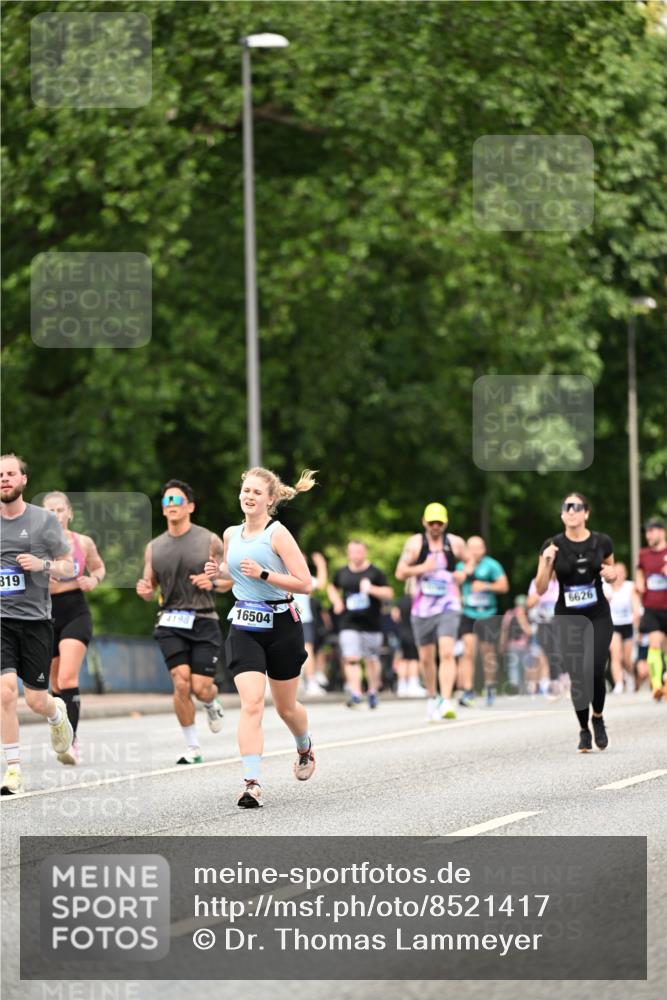 29.06.2025 - hella hamburg halbmarathon Dr. Thomas Lammeyer http://msf.ph/oto/8521417 29.06.2025 10:34:21 Kennedybrücke 1063, 1230, 1661, 2901, 3524, 3573, 4198, 4575, 4819, 6598, 6626, 8048, 10322, 10880 meine-sportfotos.de