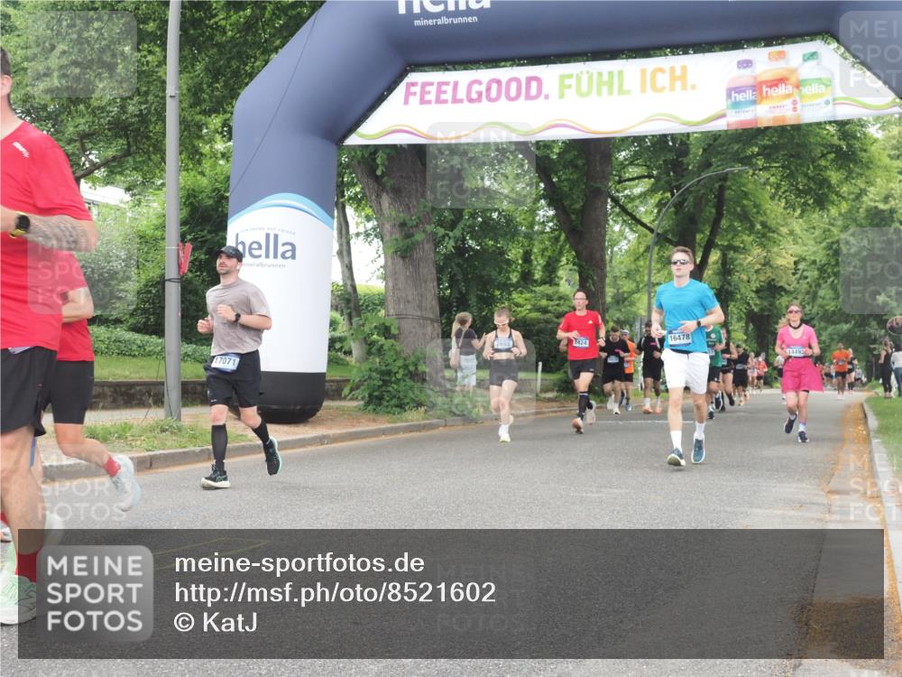 29.06.2025 - hella hamburg halbmarathon KatJ http://msf.ph/oto/8521602 29.06.2025 10:50:12 Zwischen KM18-KM19 2685, 4328 meine-sportfotos.de