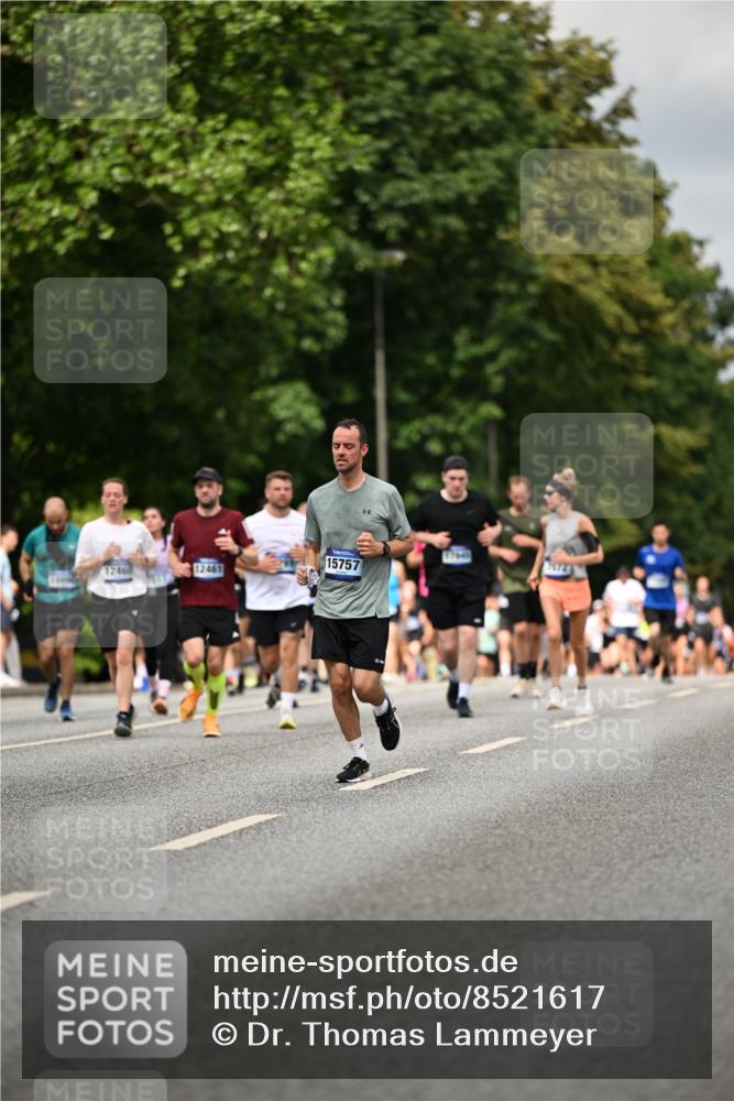 29.06.2025 - hella hamburg halbmarathon Dr. Thomas Lammeyer http://msf.ph/oto/8521617 29.06.2025 10:34:26 Kennedybrücke 1063, 1230, 2302, 2901, 3524, 3573, 4198, 4575, 4819, 6626, 7517, 8048, 9095, 10322, 10880, 10996 meine-sportfotos.de
