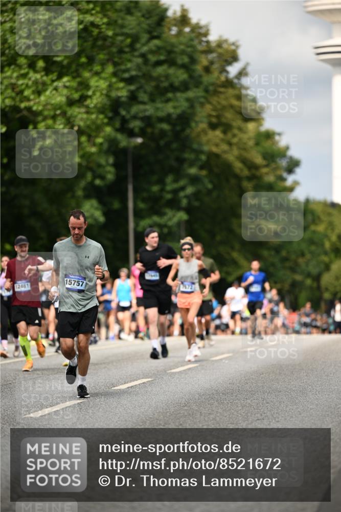 29.06.2025 - hella hamburg halbmarathon Dr. Thomas Lammeyer http://msf.ph/oto/8521672 29.06.2025 10:34:27 Kennedybrücke 1063, 2302, 3524, 3573, 4198, 4575, 4819, 6626, 7517, 8048, 9095, 10322, 10880, 10996 meine-sportfotos.de
