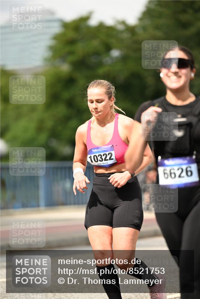 29.06.2025 - hella hamburg halbmarathon Dr. Thomas Lammeyer http://msf.ph/oto/8521753 29.06.2025 10:34:31 Kennedybrücke 1063, 2302, 3524, 3573, 4198, 4819, 6556, 6626, 7517, 8048, 9095, 9830, 10322, 10996 meine-sportfotos.de