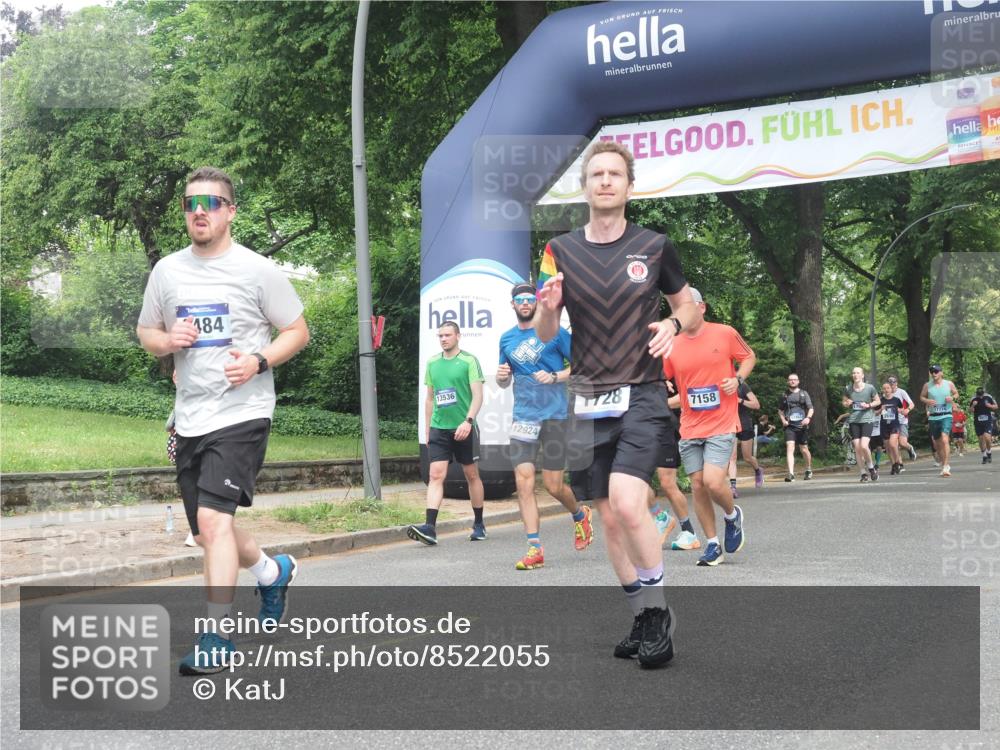 29.06.2025 - hella hamburg halbmarathon KatJ http://msf.ph/oto/8522055 29.06.2025 11:00:10 Zwischen KM18-KM19 1728, 3513, 7158, 8484 meine-sportfotos.de