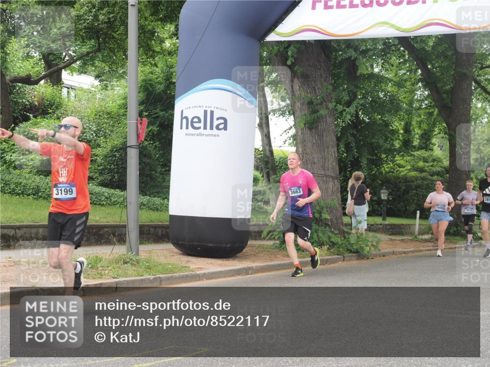 29.06.2025 - hella hamburg halbmarathon KatJ http://msf.ph/oto/8522117 29.06.2025 10:50:33 Zwischen KM18-KM19 1316, 3199 meine-sportfotos.de