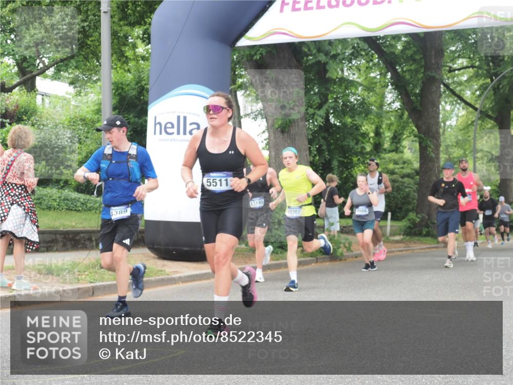29.06.2025 - hella hamburg halbmarathon KatJ http://msf.ph/oto/8522345 29.06.2025 10:50:40 Zwischen KM18-KM19 2810, 3199, 3663, 4389, 5511, 8423 meine-sportfotos.de