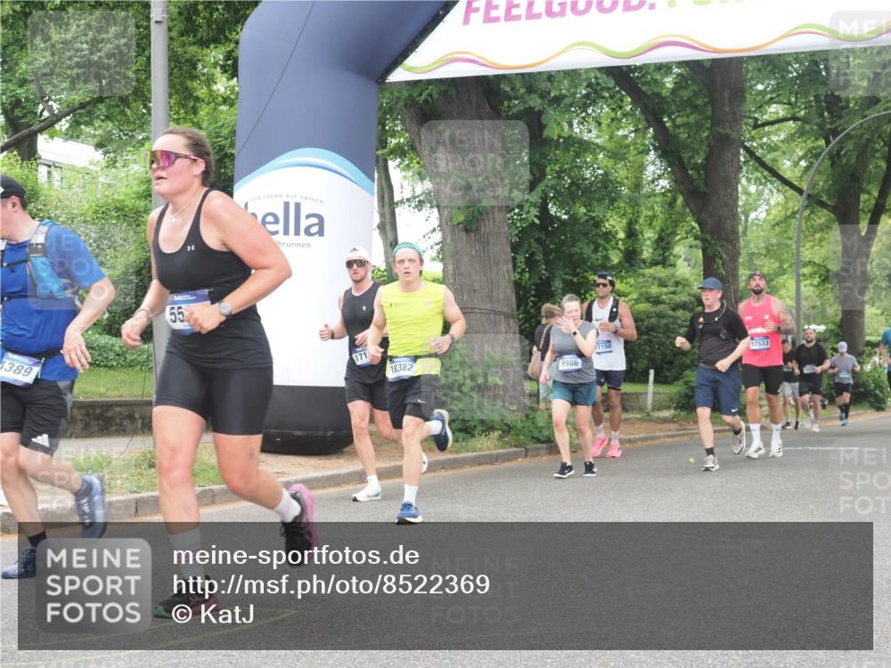 29.06.2025 - hella hamburg halbmarathon KatJ http://msf.ph/oto/8522369 29.06.2025 10:50:41 Zwischen KM18-KM19 2810, 3663, 4389, 5511, 8423 meine-sportfotos.de