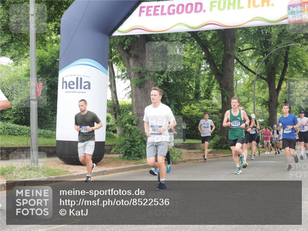 29.06.2025 - hella hamburg halbmarathon KatJ http://msf.ph/oto/8522536 29.06.2025 10:50:50 Zwischen KM18-KM19 1531, 4945, 6966 meine-sportfotos.de
