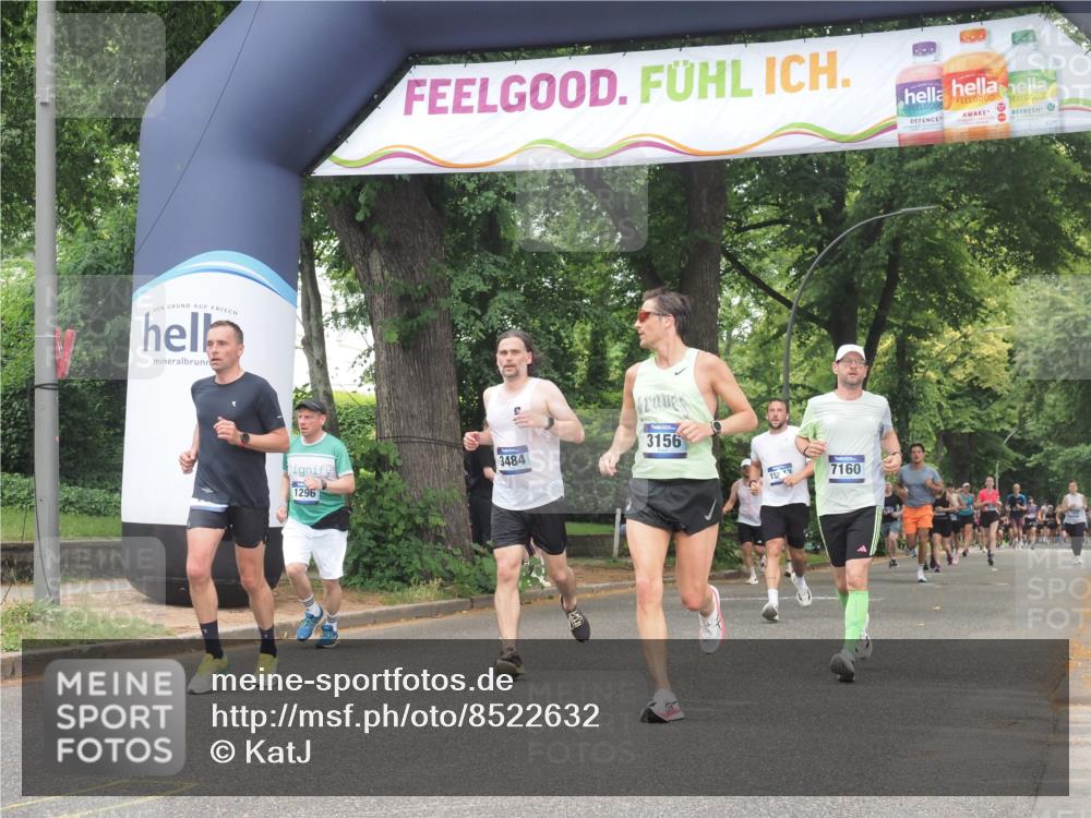 29.06.2025 - hella hamburg halbmarathon KatJ http://msf.ph/oto/8522632 29.06.2025 11:00:29 Zwischen KM18-KM19 1651, 2471, 3156, 7160, 8237 meine-sportfotos.de