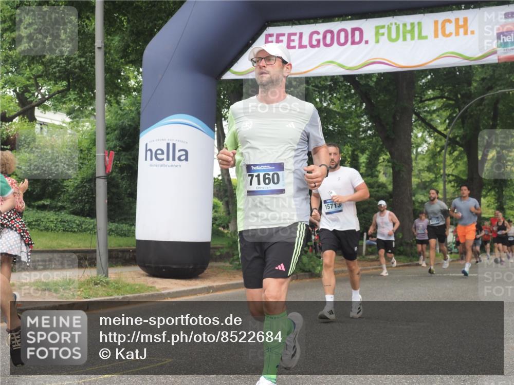 29.06.2025 - hella hamburg halbmarathon KatJ http://msf.ph/oto/8522684 29.06.2025 11:00:31 Zwischen KM18-KM19 1296, 1651, 3156, 3484, 7160, 8237 meine-sportfotos.de