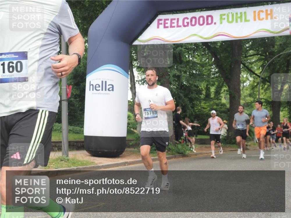 29.06.2025 - hella hamburg halbmarathon KatJ http://msf.ph/oto/8522719 29.06.2025 11:00:32 Zwischen KM18-KM19 1296, 1651, 3156, 3484, 7160, 8237 meine-sportfotos.de
