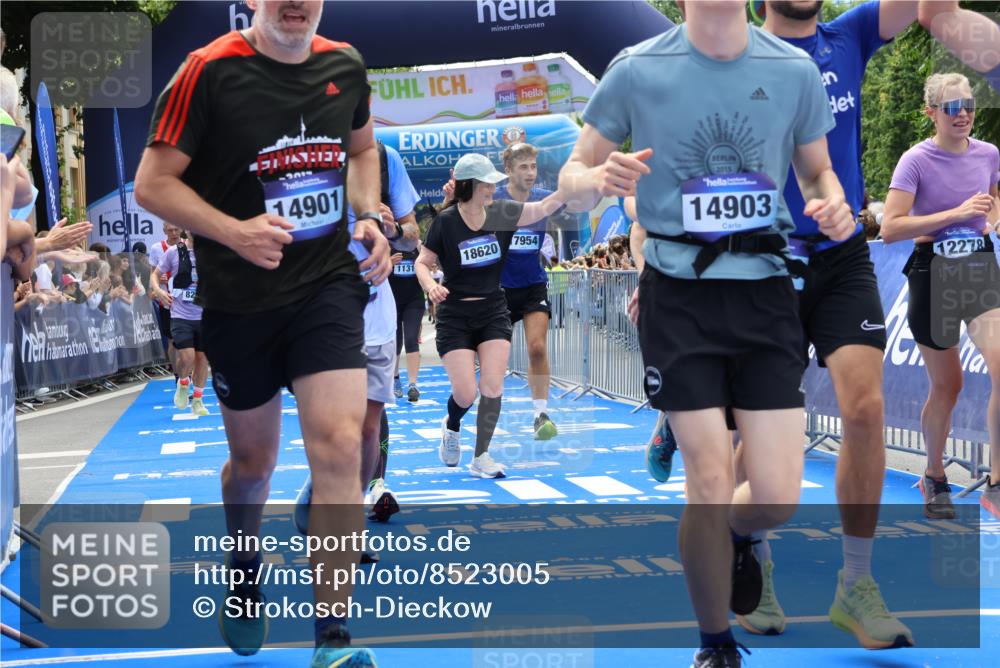 29.06.2025 - hella hamburg halbmarathon Strokosch-Dieckow http://msf.ph/oto/8523005 29.06.2025 11:24:59 Ziel 1131, 1773, 5429, 6977, 7672, 8206, 8207, 8537, 9576, 10649, 12278, 12384, 13453, 13500, 14024, 14779, 14901, 14903, 15086, 15180, 15757, 16673, 16863, 17496, 17954, 18210, 18417, 18620 meine-sportfotos.de