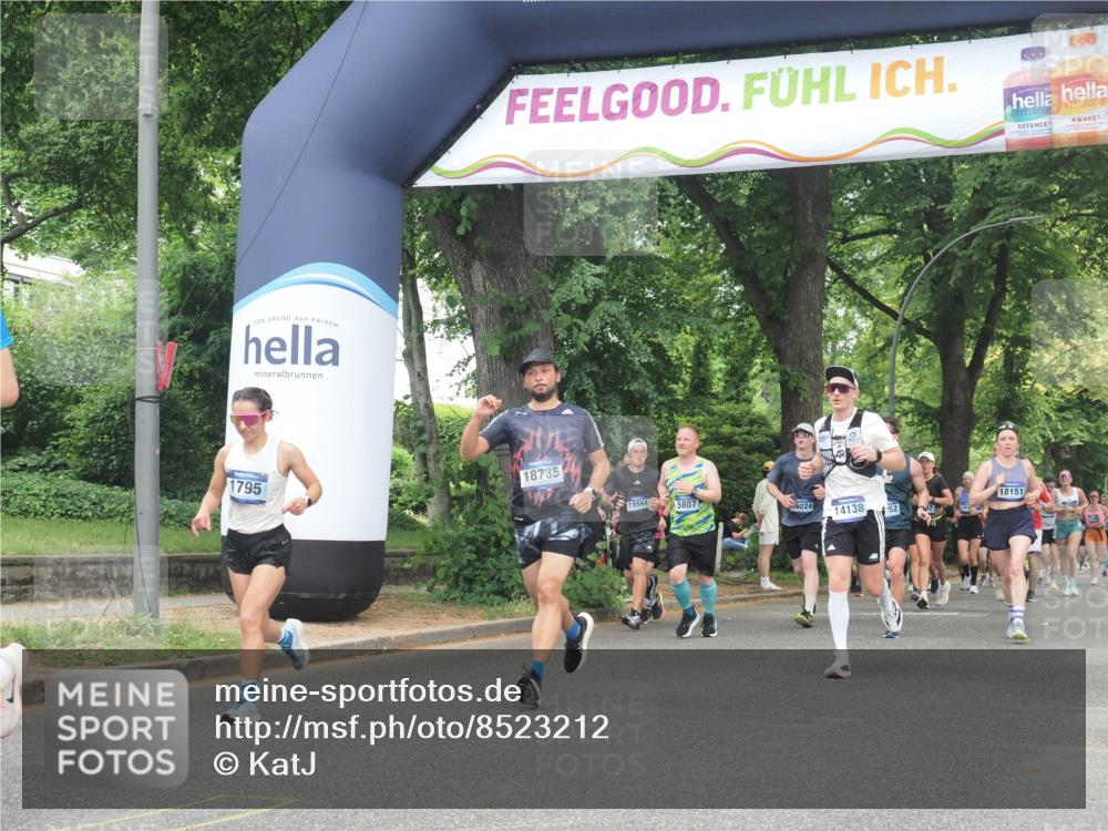 29.06.2025 - hella hamburg halbmarathon KatJ http://msf.ph/oto/8523212 29.06.2025 11:00:47 Zwischen KM18-KM19 3138, 4478, 6786, 7058, 7897, 8090, 8295, 8409, 8746 meine-sportfotos.de
