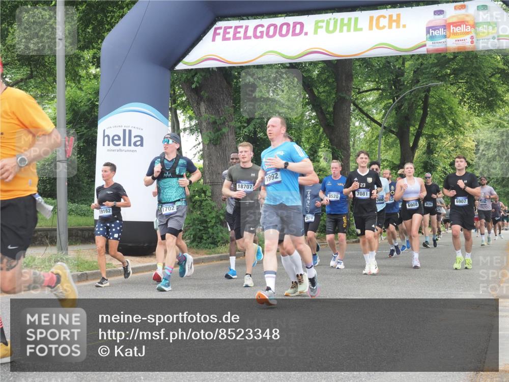 29.06.2025 - hella hamburg halbmarathon KatJ http://msf.ph/oto/8523348 29.06.2025 10:51:24 Zwischen KM18-KM19 1194, 1702, 1992, 2979, 4542, 6907, 6908, 7081, 8520, 8561 meine-sportfotos.de