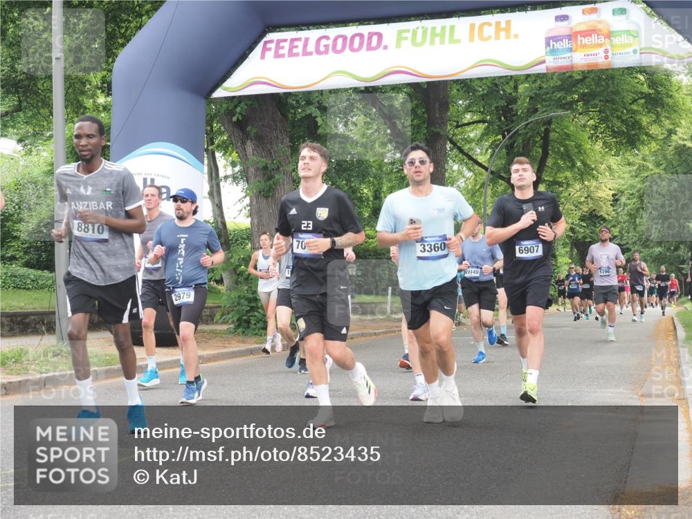 29.06.2025 - hella hamburg halbmarathon KatJ http://msf.ph/oto/8523435 29.06.2025 10:51:26 Zwischen KM18-KM19 1194, 1702, 1992, 2298, 2782, 2979, 4542, 6585, 6907, 6908, 7081, 8520, 8561 meine-sportfotos.de