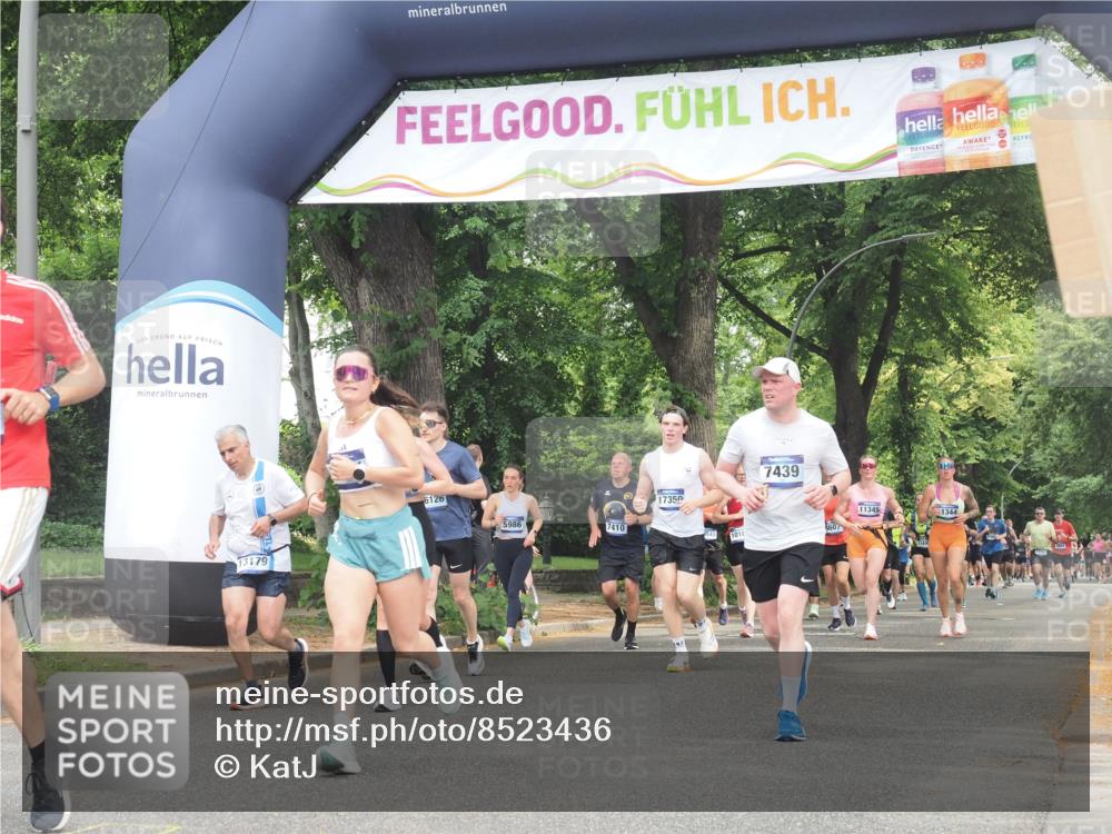 29.06.2025 - hella hamburg halbmarathon KatJ http://msf.ph/oto/8523436 29.06.2025 11:00:53 Zwischen KM18-KM19 1795, 2311, 2912, 5807, 6786, 7439 meine-sportfotos.de
