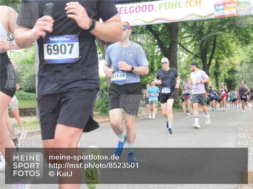 29.06.2025 - hella hamburg halbmarathon KatJ http://msf.ph/oto/8523501 29.06.2025 10:51:28 Zwischen KM18-KM19 1194, 1702, 1992, 2298, 2782, 2979, 4542, 5396, 6585, 6907, 6908, 7081, 8520, 8561 meine-sportfotos.de