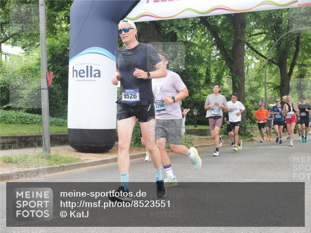 29.06.2025 - hella hamburg halbmarathon KatJ http://msf.ph/oto/8523551 29.06.2025 10:51:30 Zwischen KM18-KM19 1702, 1992, 2298, 2782, 2979, 4542, 5396, 6585, 6907, 6908, 7042, 7081, 8520 meine-sportfotos.de