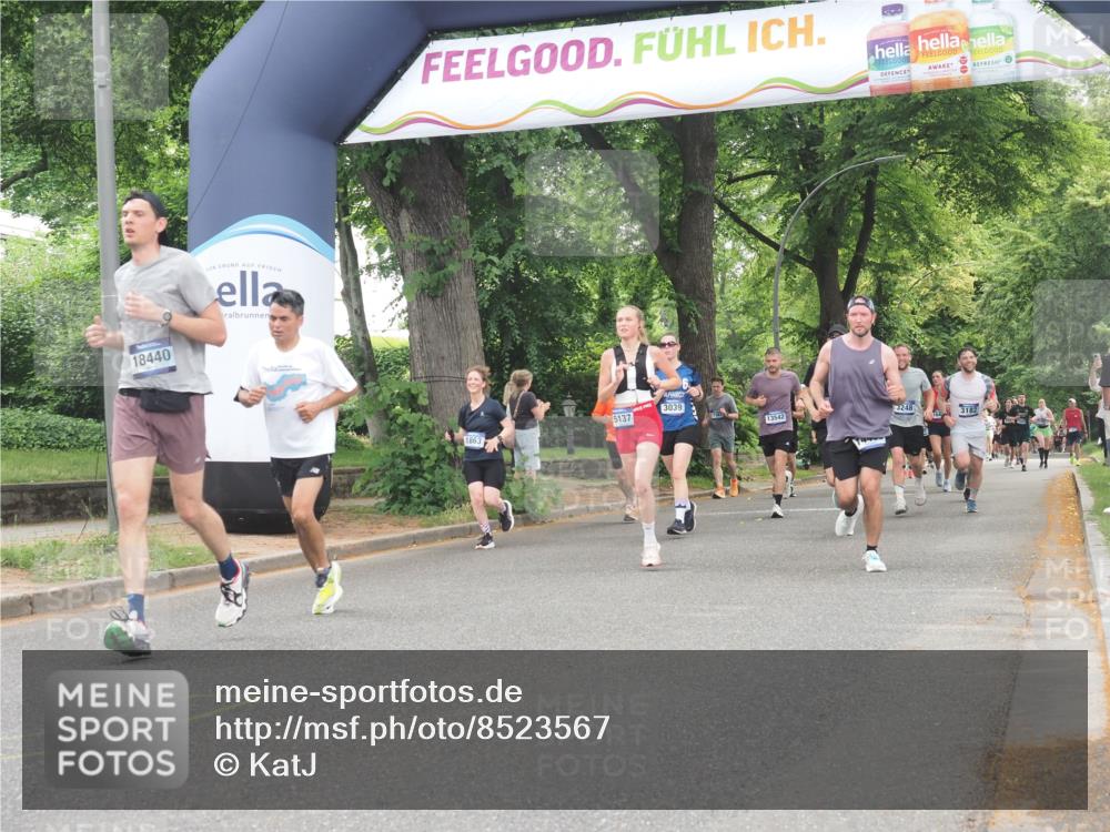 29.06.2025 - hella hamburg halbmarathon KatJ http://msf.ph/oto/8523567 29.06.2025 10:51:32 Zwischen KM18-KM19 1863, 2298, 2782, 5396, 6585, 6907, 6908, 7042 meine-sportfotos.de