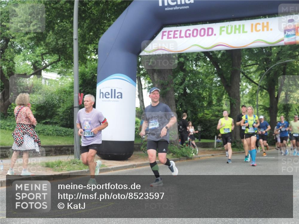 29.06.2025 - hella hamburg halbmarathon KatJ http://msf.ph/oto/8523597 29.06.2025 11:00:59 Zwischen KM18-KM19 2311, 2912, 5986, 7410, 7439, 8607, 8707 meine-sportfotos.de
